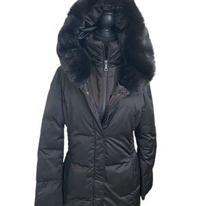 Women’s Tahari Black Puffer Coat with Fur Hood. Size M